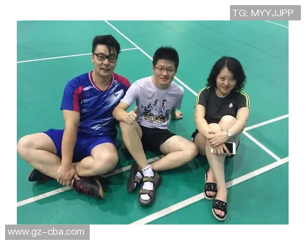 重庆羽毛球队与武汉羽毛球队赛后战术分析与复盘探讨